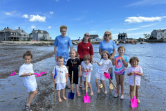 NatureClass_DiggingForClams